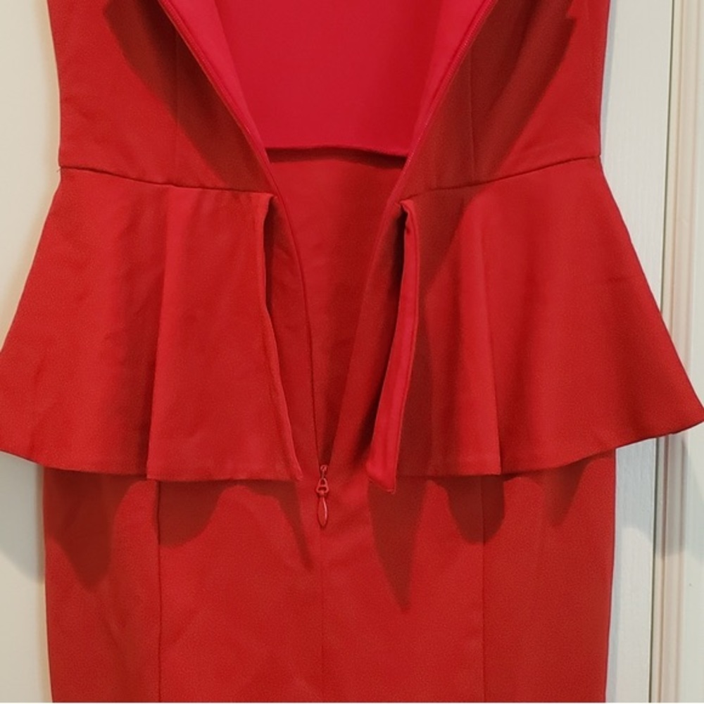 Bebe red mariah peplum dress with cap sleeves and back cut out detail size S - Picture 6 of 6
